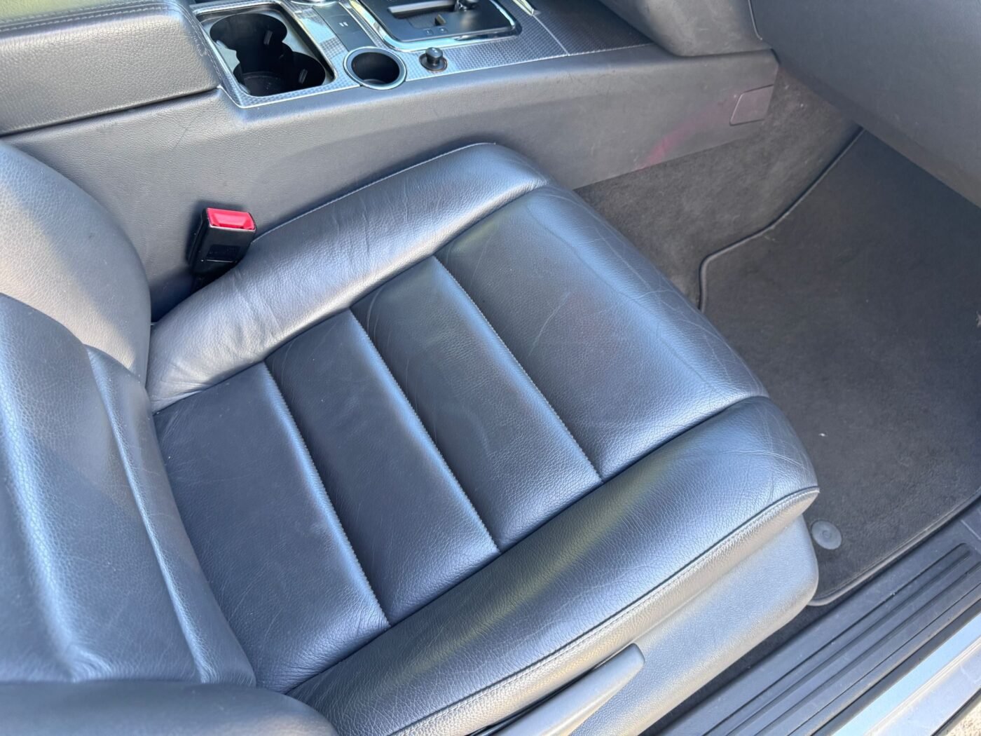 VOLKSWAGEN Touareg 2.5 R5 TDI 174 +Motion 5p Tip