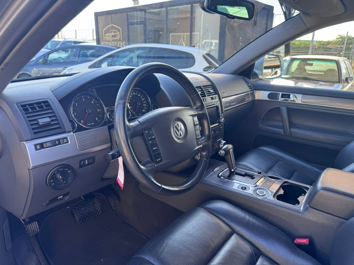 VOLKSWAGEN Touareg 2.5 R5 TDI 174 +Motion 5p Tip
