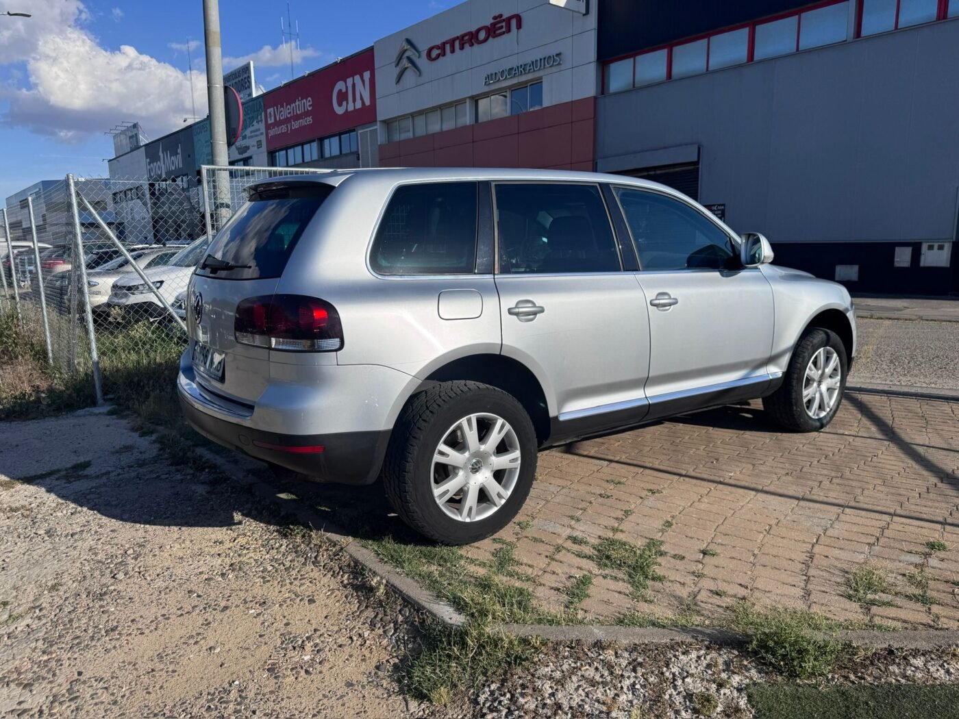 VOLKSWAGEN Touareg 2.5 R5 TDI 174 +Motion 5p Tip