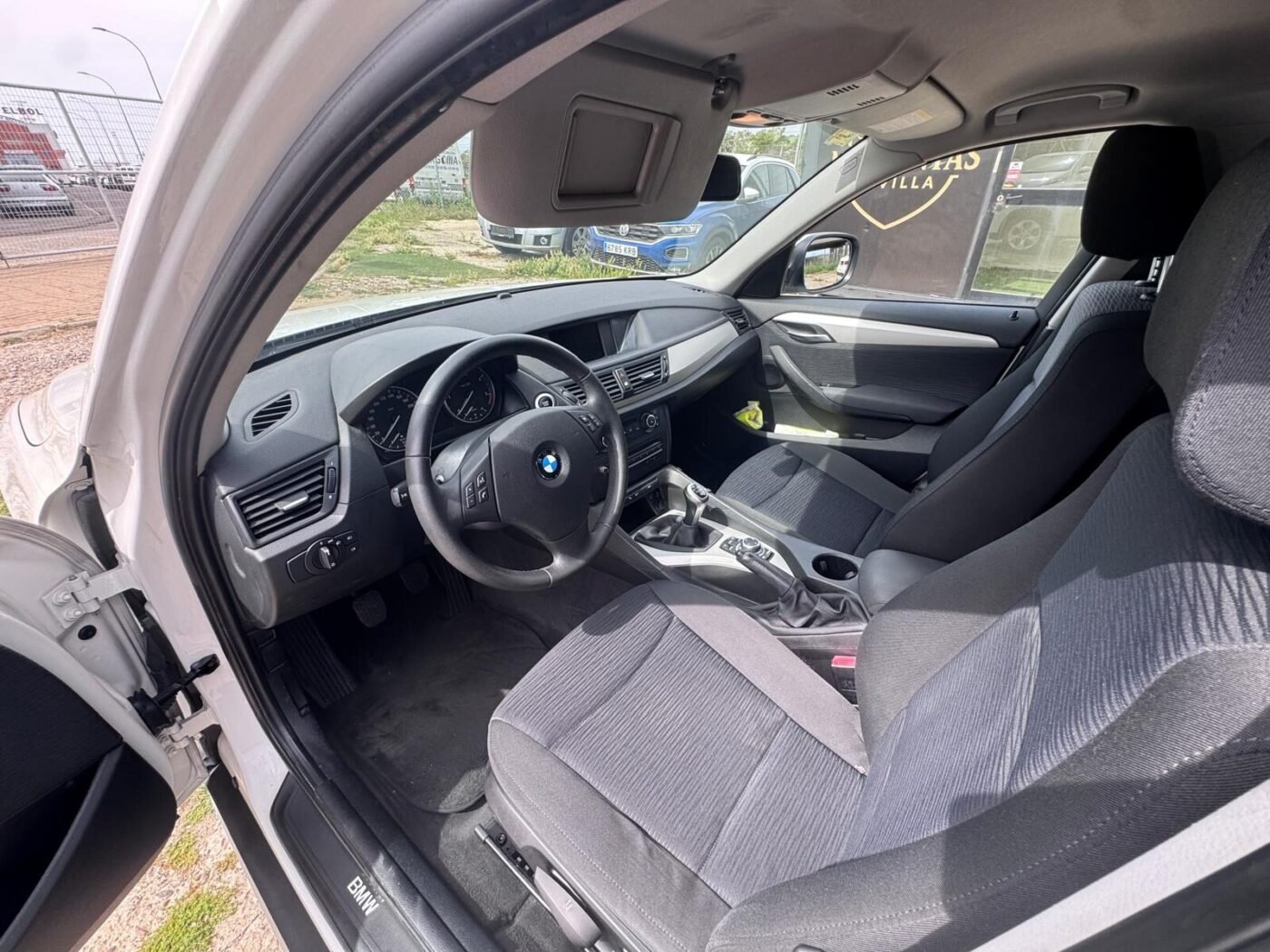 BMW X1 E84 18d 143 sDrive 5p