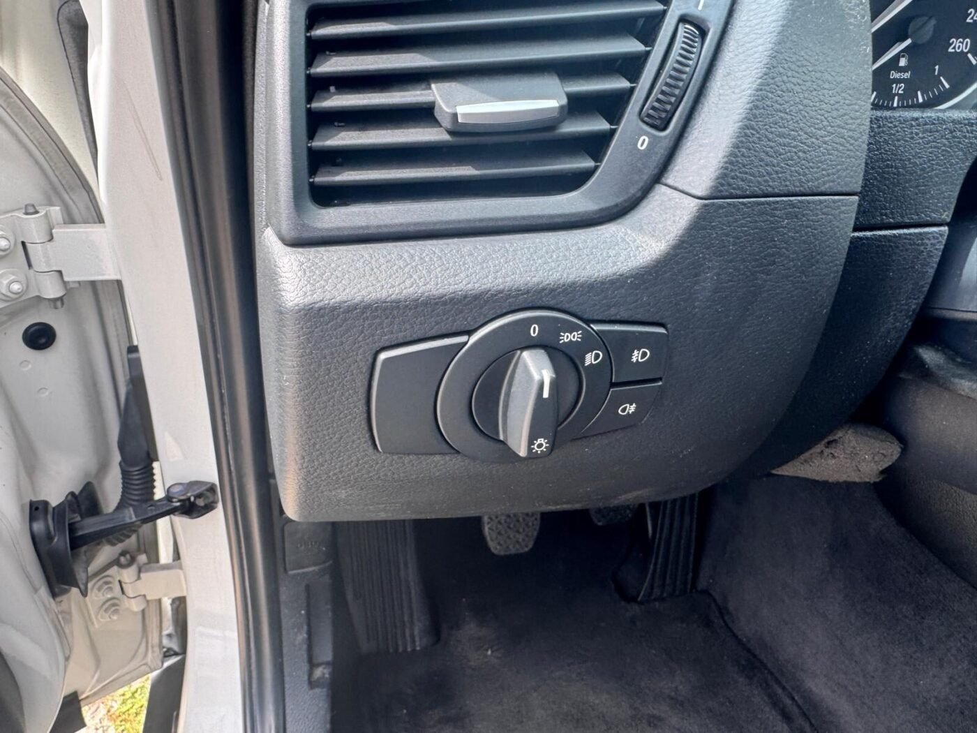BMW X1 E84 18d 143 sDrive 5p