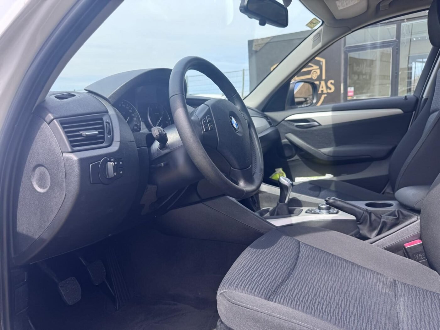 BMW X1 E84 18d 143 sDrive 5p