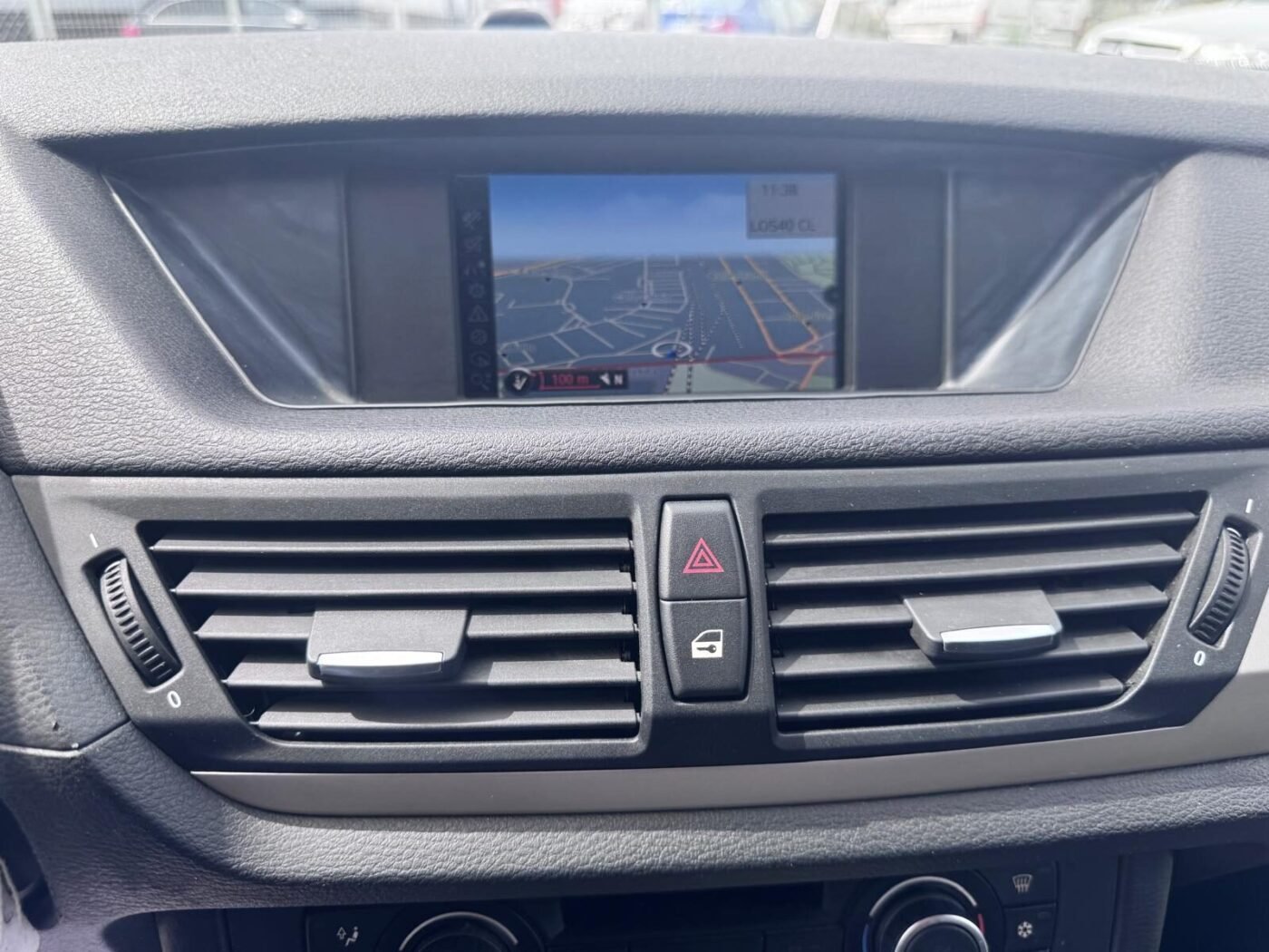 BMW X1 E84 18d 143 sDrive 5p