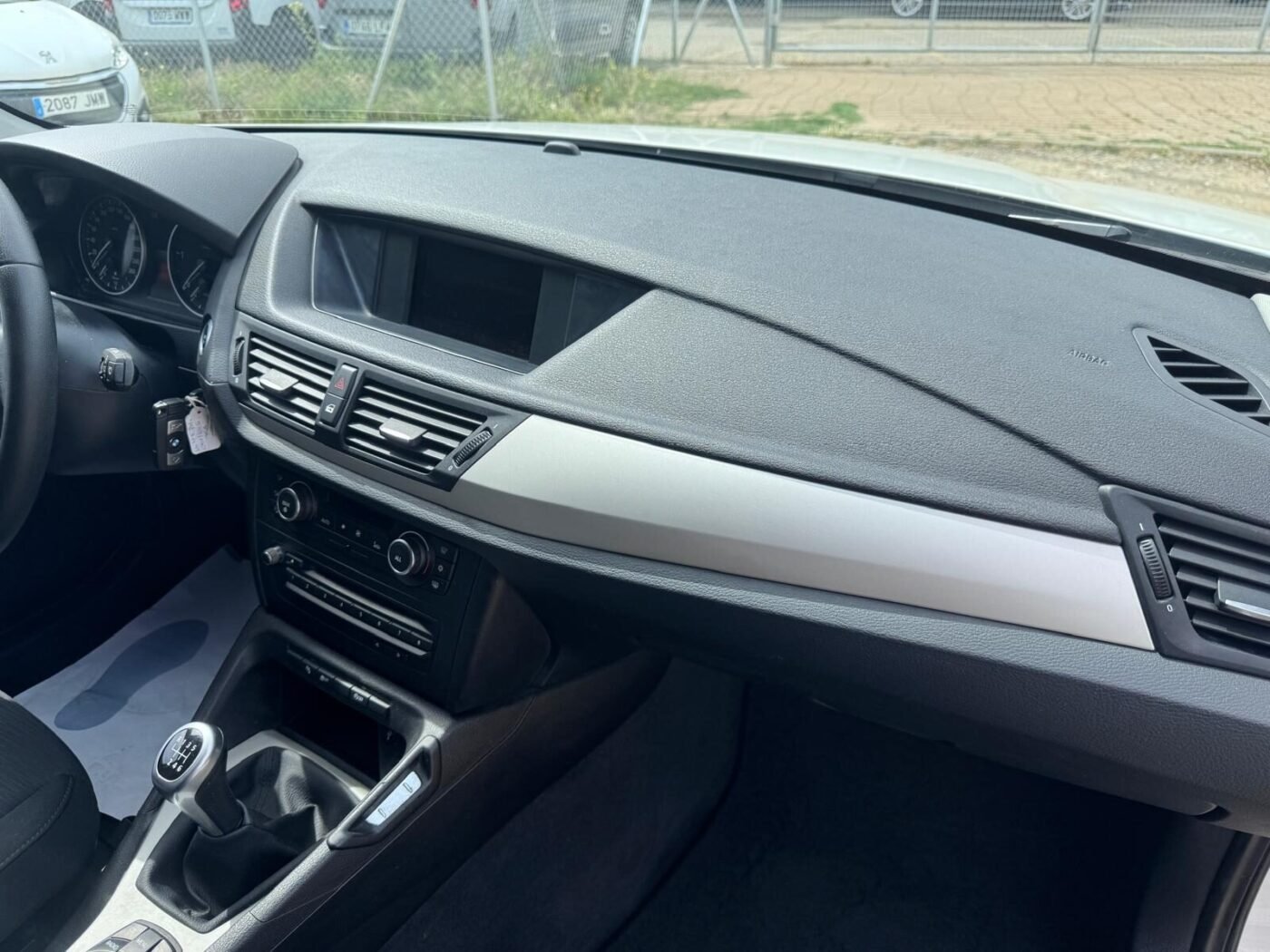 BMW X1 E84 18d 143 sDrive 5p