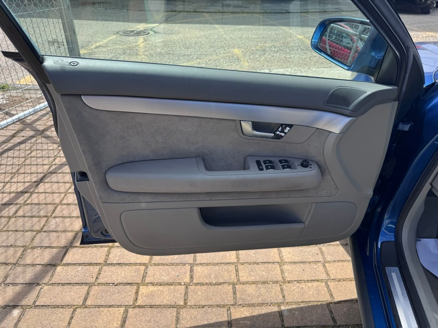 AUDI A4 Avant 3.0 TDI quattro