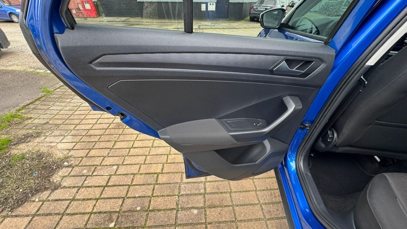 VOLKSWAGEN T-Roc Advance Style 1.0 TSI