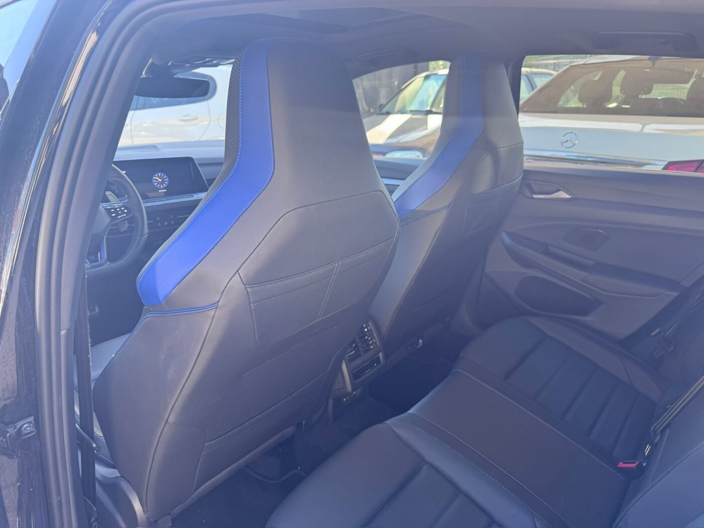 VOLKSWAGEN Golf VIII Triple R 20Years Motosport