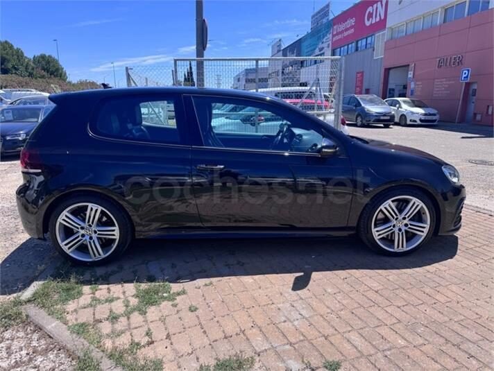 VOLKSWAGEN Golf VI 2.0 TSI DSG 4Motion R