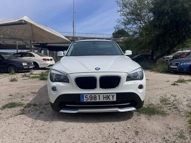 BMW X1 E84 18d 143 sDrive 5p