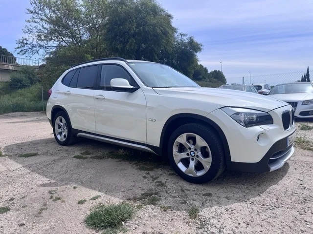 BMW X1 E84 18d 143 sDrive 5p