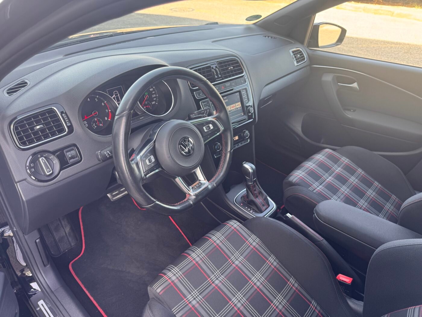 VOLKSWAGEN Polo 1.8 GTI 192cv DSG7